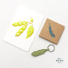 Load image into Gallery viewer, Edamame Soy bean Keychain with Riso print Greeting card