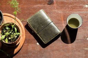 Leather Notebook Cover Olive Green + 2-pack of the original Berlin Notebook gift set