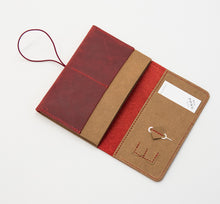 Load image into Gallery viewer, Mitte Collection - Travel Passport Leather Wallet