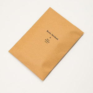 „Stift &amp; Notizbuch Lederhülle“ + 2er-Pack Berlin Notebook Green Edition Geschenkset