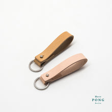 Load image into Gallery viewer, Vegetable Tanned Leather Key strap