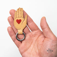 Load image into Gallery viewer, Herr PONG Berlin for Fragonard - &quot;le coeur sur la main&quot; Keychain (To have the heart on the hand)